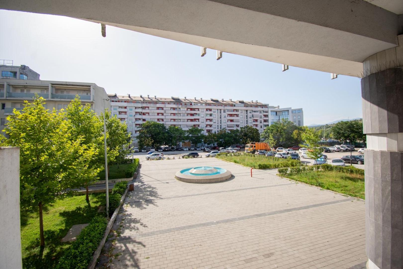 Maxim Compass Apartment Podgorica Exterior foto